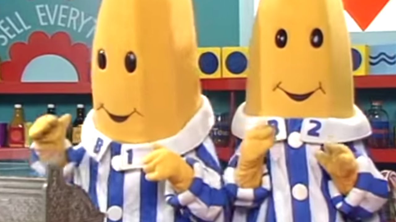 ⁣Banana Shop - Classic Episode - Bananas In Pyjamas Official