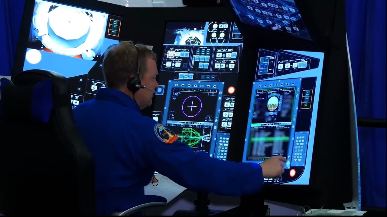 Cst 100 Starliner Trainers Astronauts Fly Boeing Spacecraft