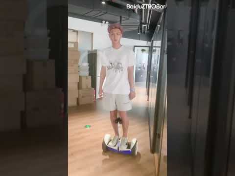 [ENG SUB] 200720 Z.TAO Studio Update: Having Fun At L.TAO Company | 黄子韬 工作室更新 忙day韬能量视频
