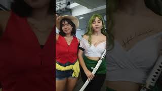 COSPLAYS DE LUFFY E ZORO FEMININO! ONE PIECE! #cosplay #anime #event #naruto #onepiece