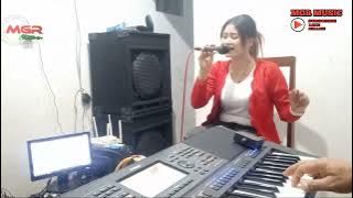 ikan dalam kolam ( cover ) Nur amelia