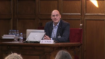 About data from a machine learning perspective