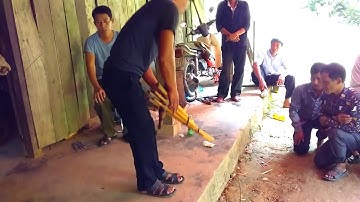 Phong tục đám ma của người h