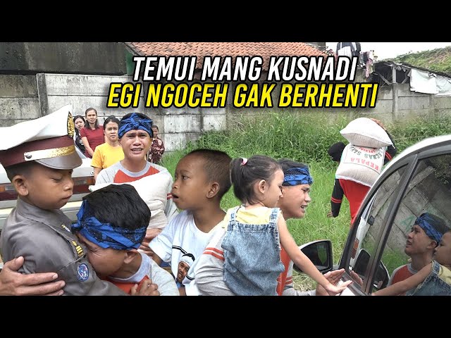 EGI PAKAI BAJU POLISI CILIK | TEMUI MANG KUSNADI ANTAR BERAS SAMA PISANG | OCEHANNYA BIKIN NGAKAK class=