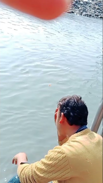 ye Gori nadiyo ka chalna uchalkar. 😊