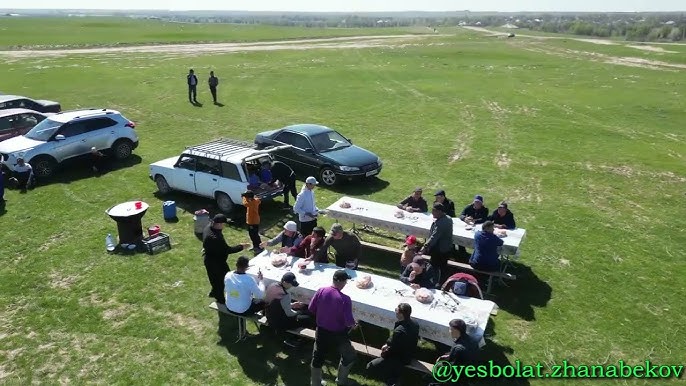 Ero ii қыз догги стилі, артқы көрініс