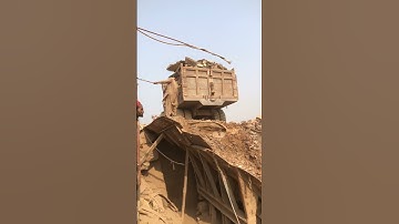 Unloading Rock stone crusher working in hammer Action 🔨#rockcrusher #crushingmachine