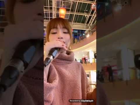 姿均在大江演唱（獨角戲）