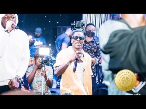 Shatta Wale holds Medikal Down again (Live Concert) | SamBoad Media Consult Shatta Wale holds Medikal Down again (Live Concert) | SamBoad Media Consult
