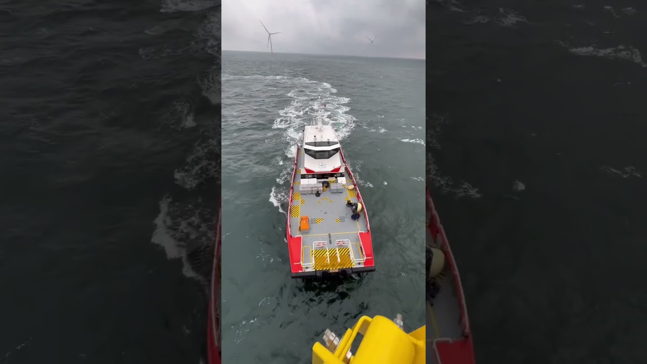 Offshore Windturbine CTV Push On 👍👍👍👍👍