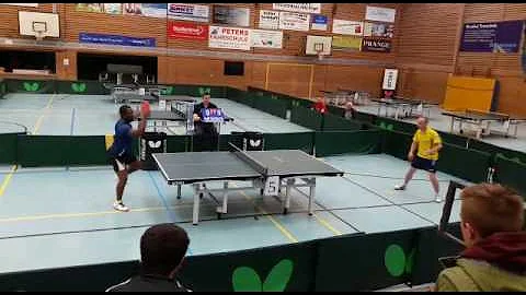 TTC Wenden: Martin Voss spielt Ball seines Lebens