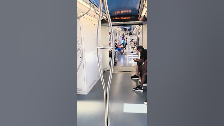 Interni nuova metro Napoli