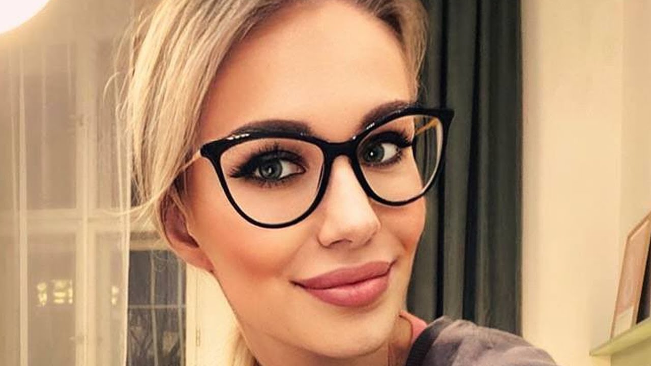 NELA DECKER | The STAR who started in 2021 and is from the Czech Republic