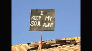 Moon Preachers - I Keep My Soul Away