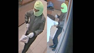 Aggravated Robbery in the 9900 block of Almeda Genoa Rd. Houston PD #117957-26