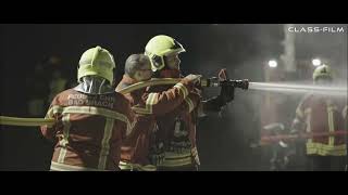 Bergung Eines 30 Tonnen Kettenbaggers Mit Einem 500 Tonnen Autokran