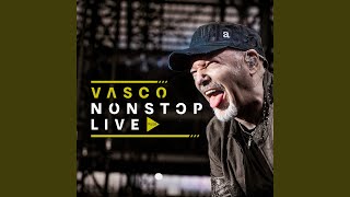 Video thumbnail of "Vasco Rossi - Quante Volte (Live)"