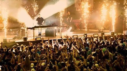 Martin Garrix @ Birds Nest at the Phoenix Open, Scottsdale, Arizona, USA [February 2nd]➕✖