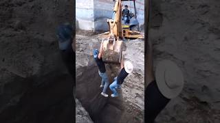 POV: First day working in CONSTRUCTION ? Super FUNNY video ?