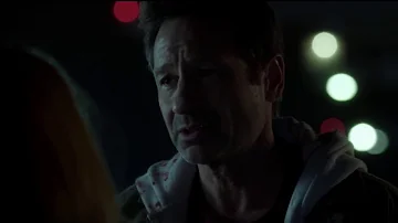 Quem é o pai do filho da Scully?