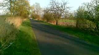 Badi Aerox vs Baton Simson S51