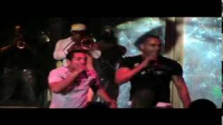 Yulien Oviedo & Blad MC - laura no esta ....(en vivo)