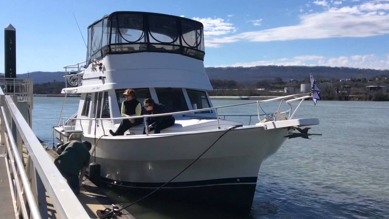 Mainship Starts the Great Loop in Chattanooga - YouTube