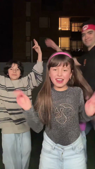 ESTRELLA Y SOFÍA SE ODIAN 😨 #trending #baile #yoloaventuras