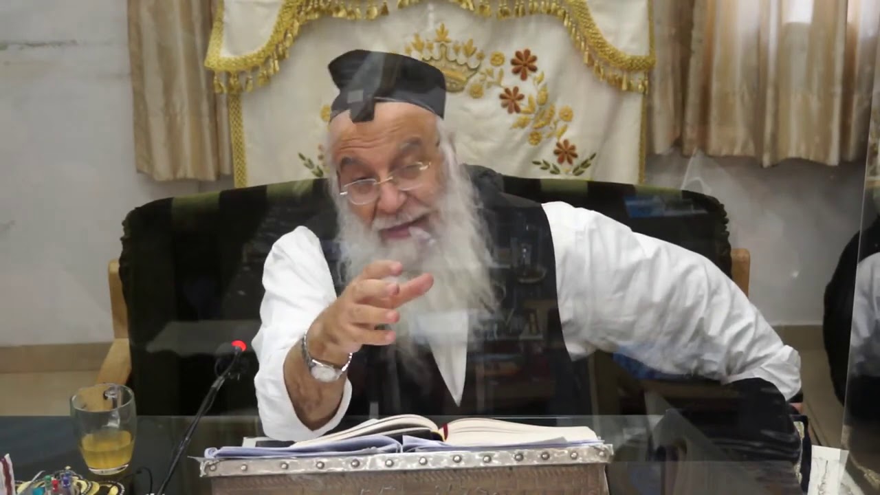 22הלכה יומית סימן ט-איזה בגדים חיבים בציצית ואיזה פטורים מציצית סעיף ב-ד הרב בניהו שמואלי
