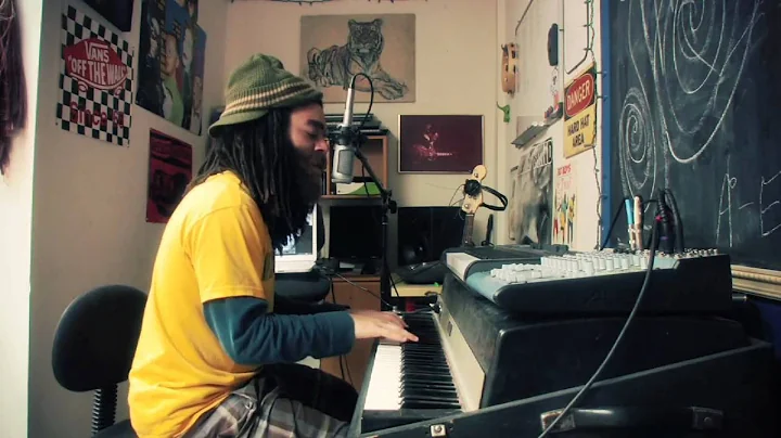 Tobias Russell - I Woke Up (live video)