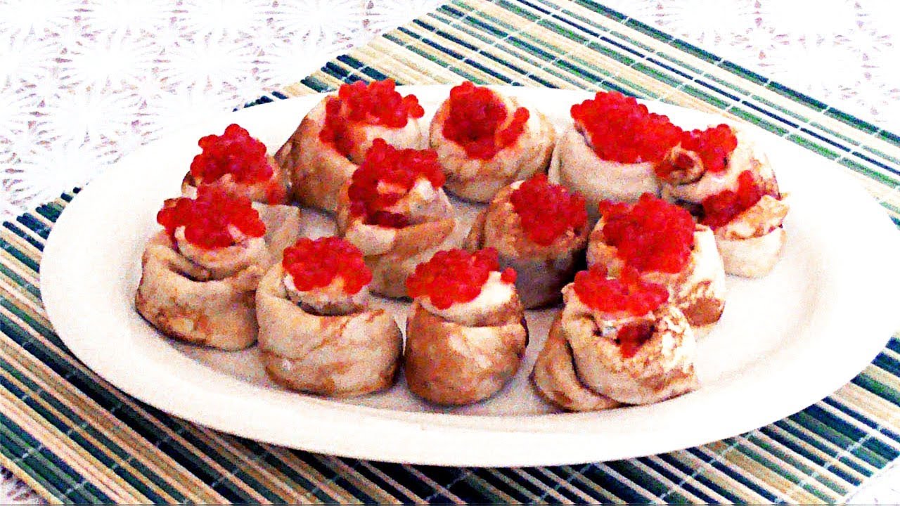 Как подать блины с икрой.  Закуска на праздничный стол .