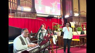 Chris Fleischer, Organ/Voice- Trust and Obey(Random Hymn Singing)