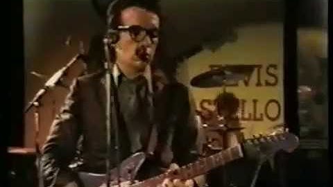 Elvis Costello & The Attractions (Rockpalast 15/6/78) - Pump It Up