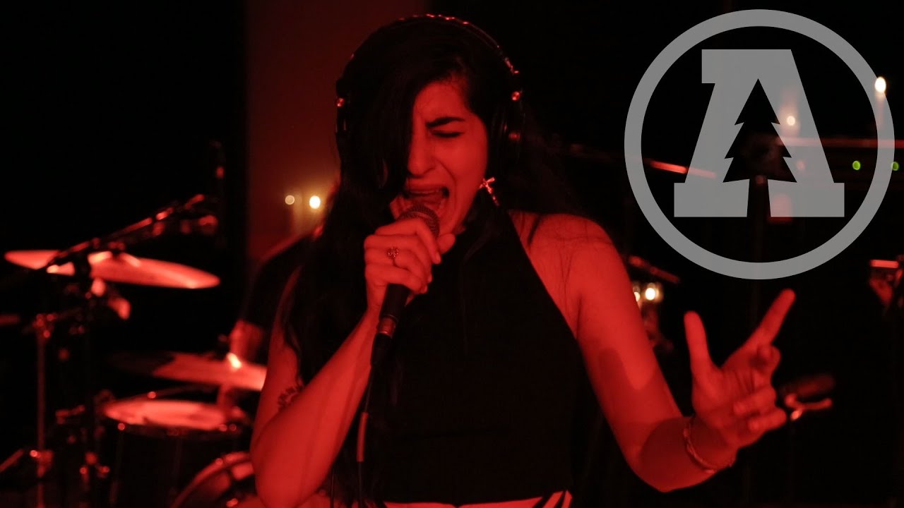 King Woman - Burn | Audiotree Live - YouTube