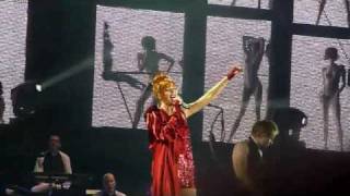 Video thumbnail of "Mylene Farmer - Tour 2009 - XXL (Live) HD"