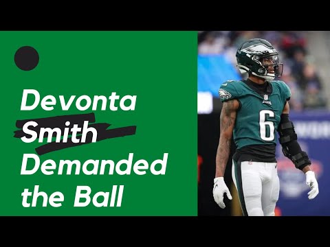 Devonta Smith DEMANDED the Ball!