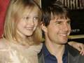 Dakota Fanning & Tom Cruise