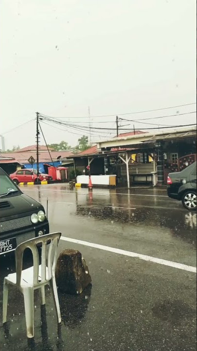 Story wa hujan deras'terbaru 2020' Romantis
