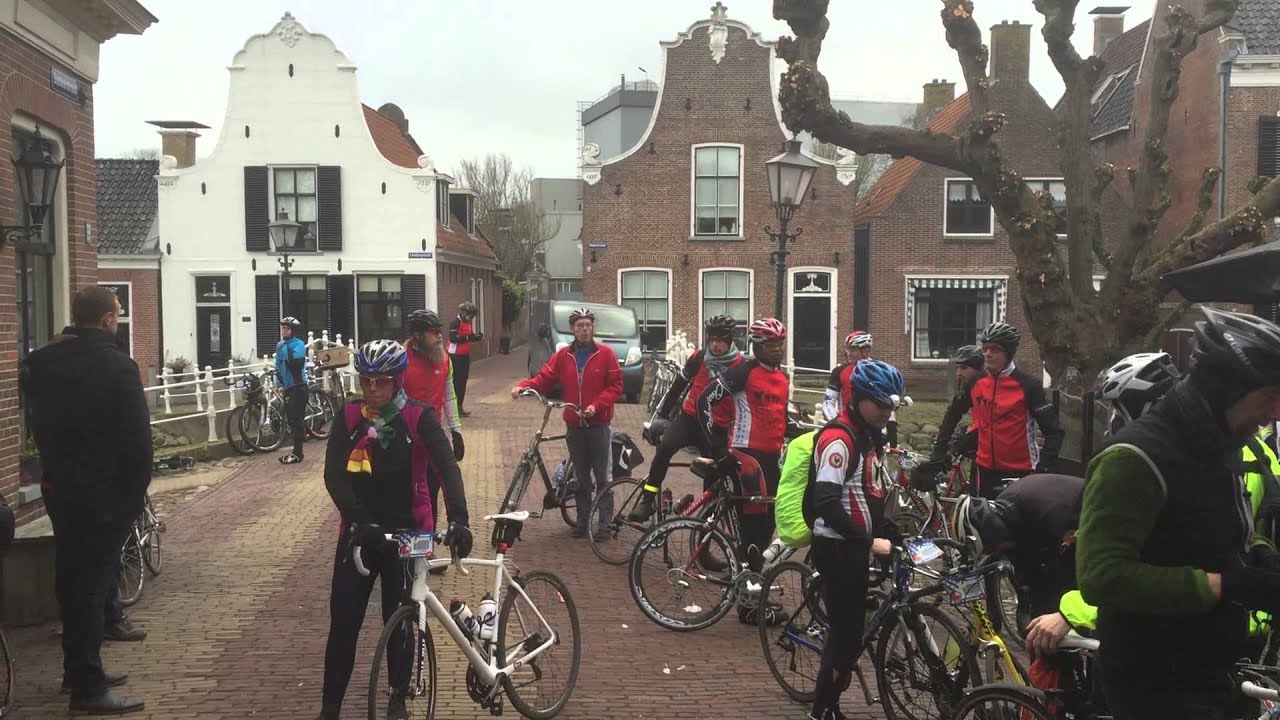 Totaal 500 deelnemers doen mee aan de winter fiets 11-stedentocht 2015