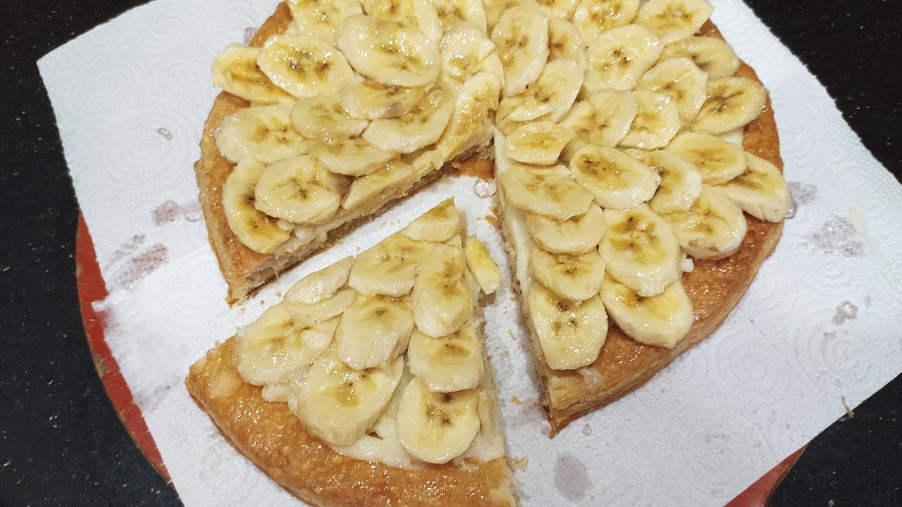 تارت الموز بالعجينة المورقة