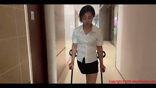 Emma: Shd Amputee Girl - Thrilling Bondage Game #disabled #bandage #crutches #disabledgamer