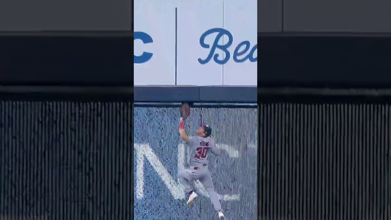 JACOB YOUNG CATCH OF THE YEAR ALERT 🤯