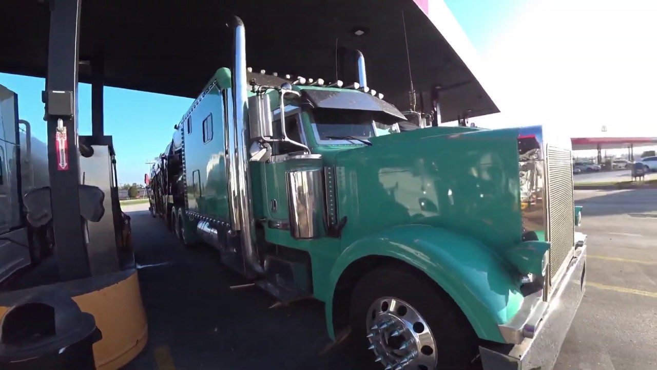 September 16, 2019/716 Trucking, fuel and Walkabouts. Hebron, Indiana