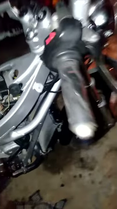 Spok spok pada malam hari NINJA R 150