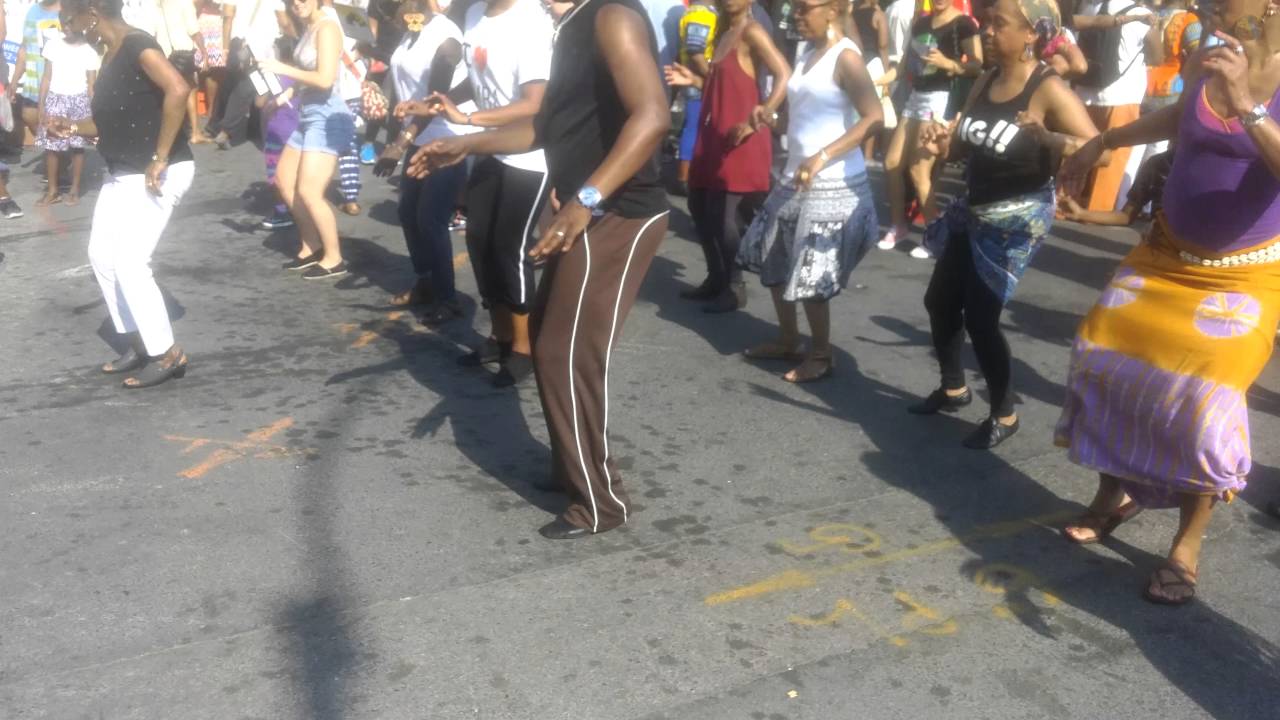 Demonstration Congolese dance with Mfouambila Kongo group YouTube