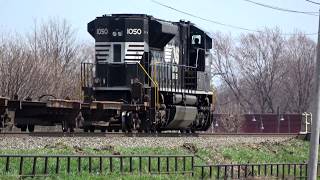 Rare! Only 1 NS Engine Pulling All bare Table Train 4K UHD