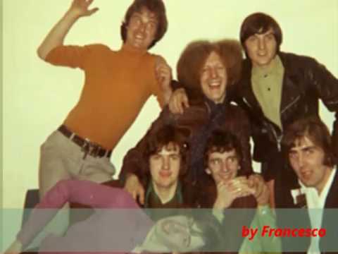 Average white band ♫ A love of your own