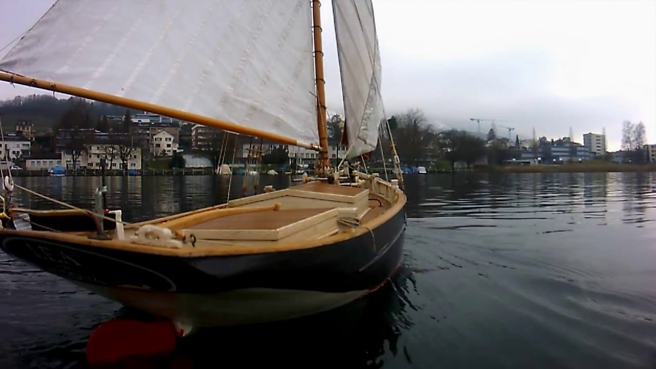 ⁣Modellschiffe auf dem Vierwaldstättersee