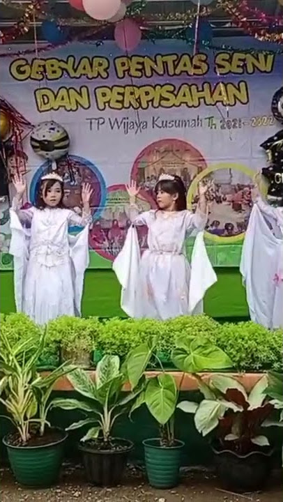 Tari anak anak mojang priangan