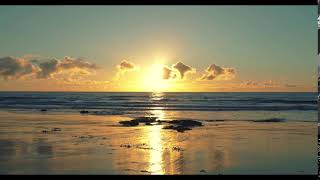 Escape Into Nature / Calm Ocean Scenery & Serenity 24/7